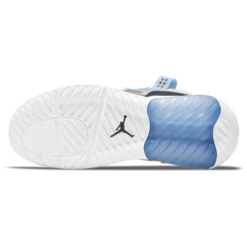Кросівки NIKE WMNS JORDAN MA2