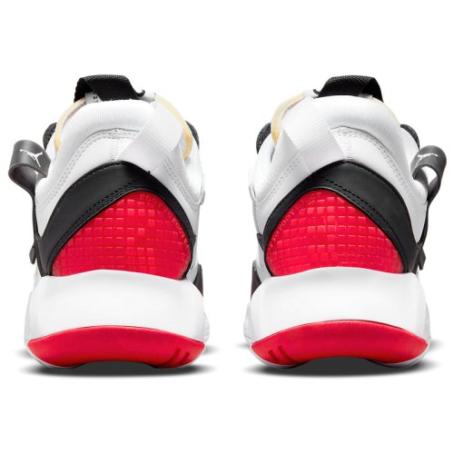 Кросівки NIKE JORDAN MA2