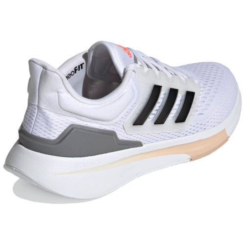 Кроссовки для бега  Adidas EQ22