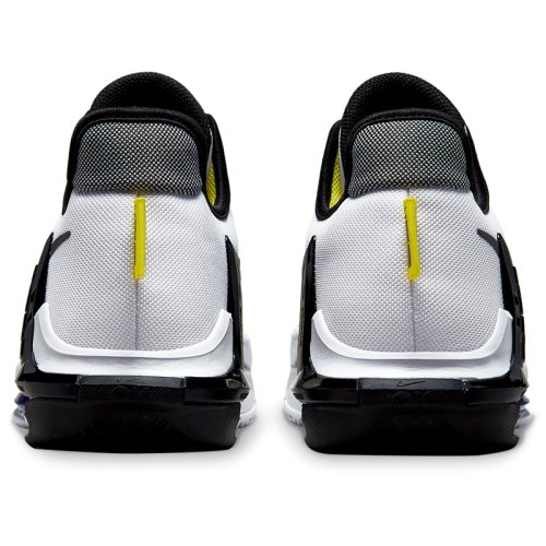 Кросівки NIKE LeBron WITNESS VI