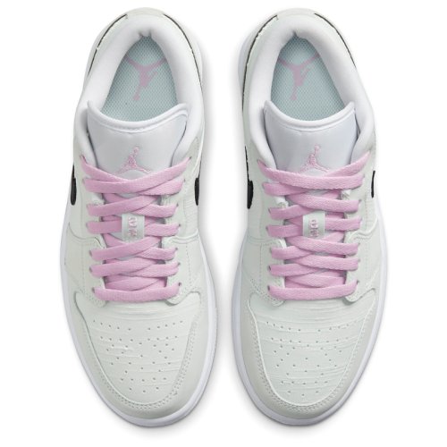 Кросівки NIKE WMNS AIR JORDAN 1 LOW SE
