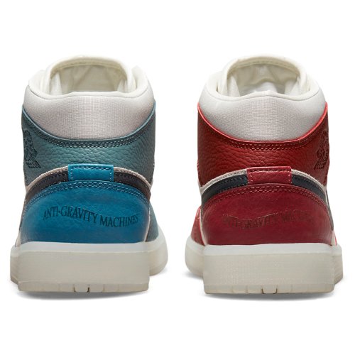 Кросівки NIKE WMNS AIR JORDAN 1 MID