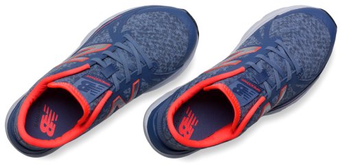 Кроссовки для бега New Balance 690