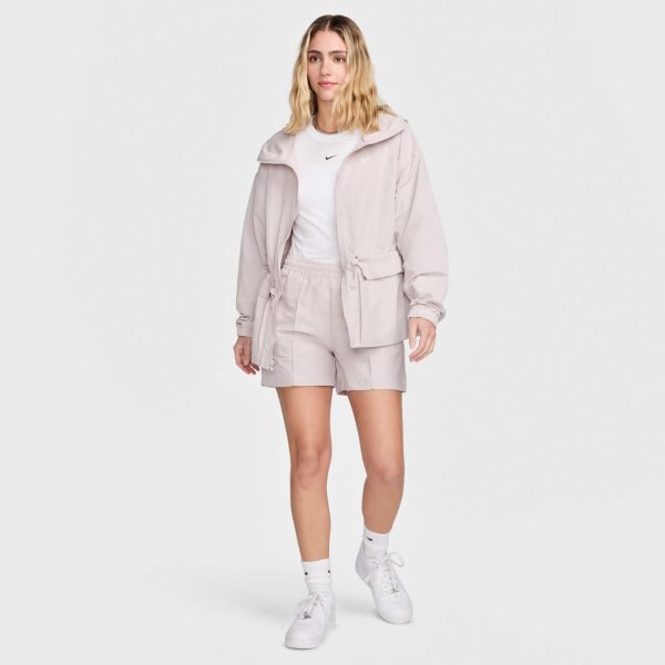 Жіночі шорти NIKE W NSW ESSNTL MR 5IN WVN SHRT