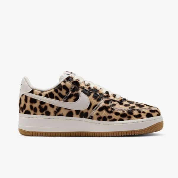 Жіночі кросівки NIKE WMNS AIR FORCE 1 07 LEOPARD PRINT