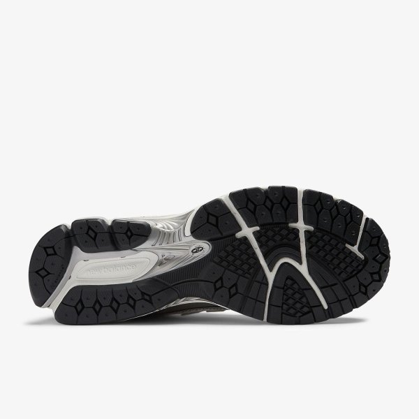 Кросівки NEW BALANCE 1906 SILVER METALLIC / BLACK