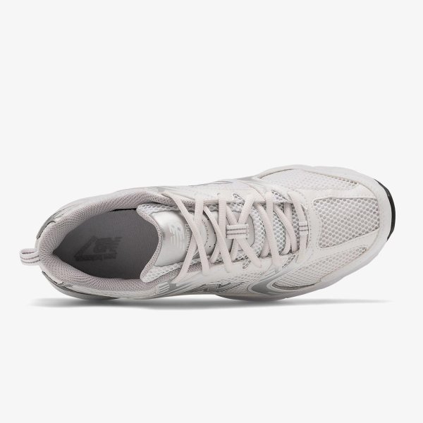 Жіночі кросівки NEW BALANCE 530