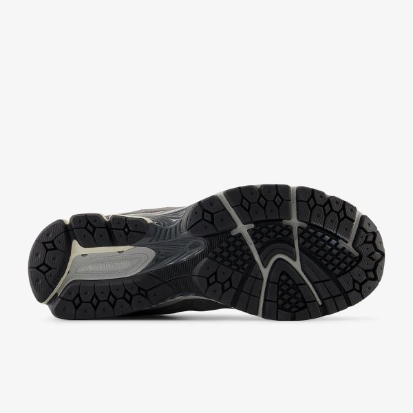 Чоловічі кросівки NEW BALANCE 2002 RIPSTOP GREY