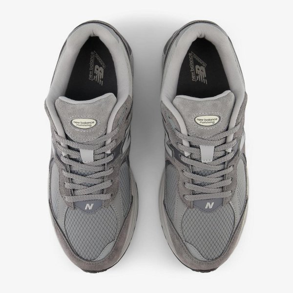 Чоловічі кросівки NEW BALANCE 2002 RIPSTOP GREY