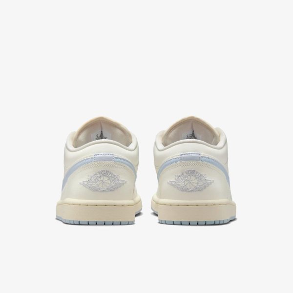 Женские кроссовки WMNS AIR JORDAN 1 LOW GHOST
